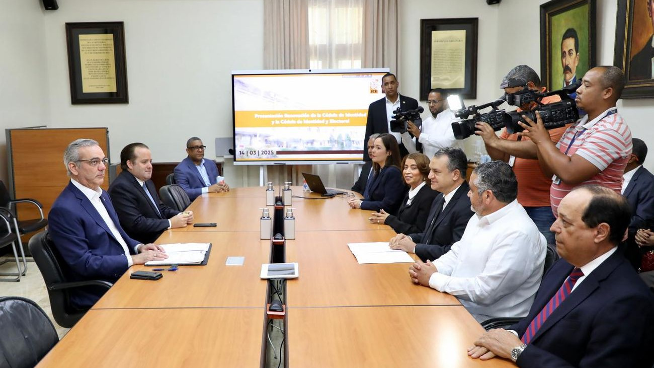 Proyecto de Cambio de Cédula de Identidad y Electoral en la República Dominicana
