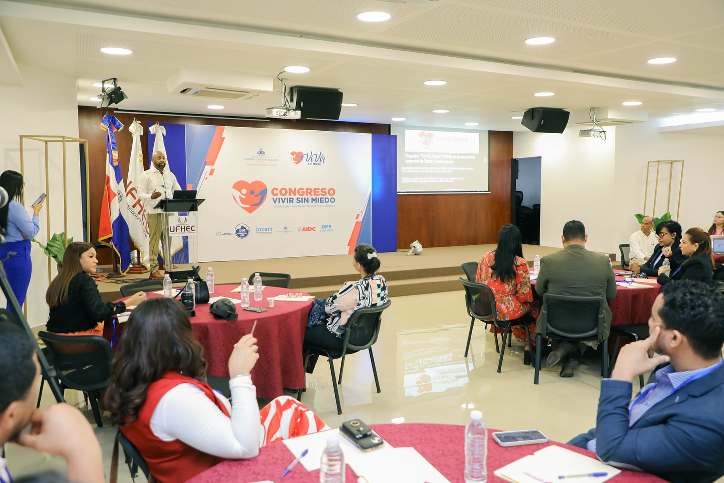 República Dominicana avanza en la prevención del cáncer y enfermedades cardiovasculares con el Congreso “Vivir Sin Miedo”