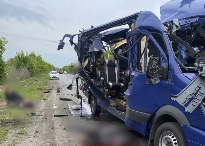 Al menos nueve muertos en ataque ruso con drones a un autobús en la ciudad ucraniana de Sumi