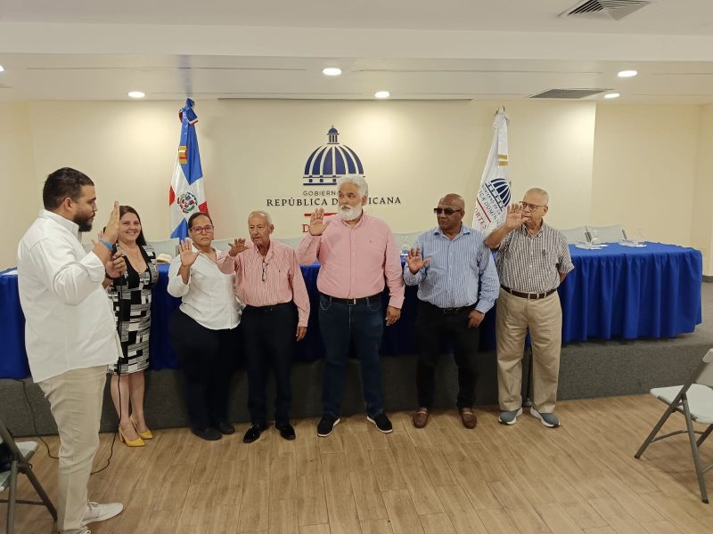 Juran Comité Organizador del III Torneo Internacional Pre-infantil de Béisbol en Santo Domingo