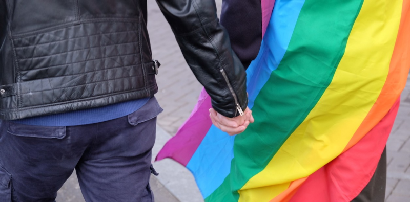 Más de 990 mil firmas exigen prohibir prácticas de conversión para LGBTQ+ en la Unión Europea