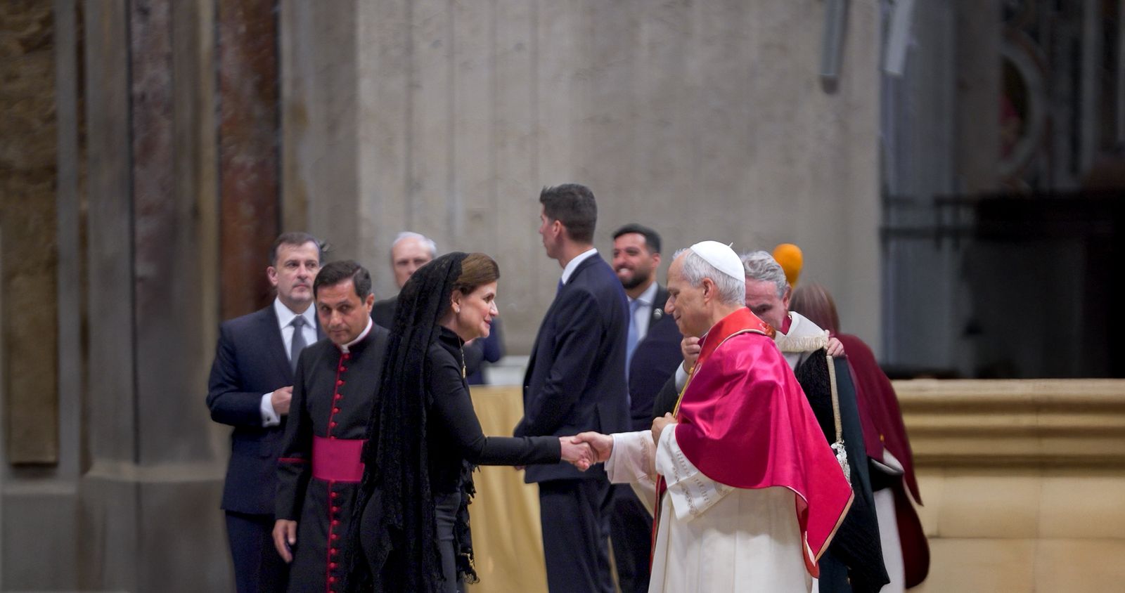 Raquel Peña asiste a la misa de inicio del pontificado del Papa León XIV