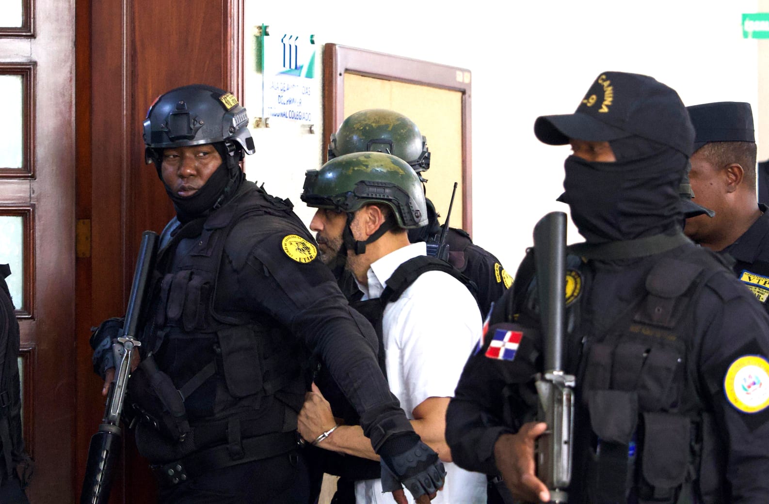 Antonio Espaillat paga fianza y avanza su proceso de liberación según requisitos judiciales