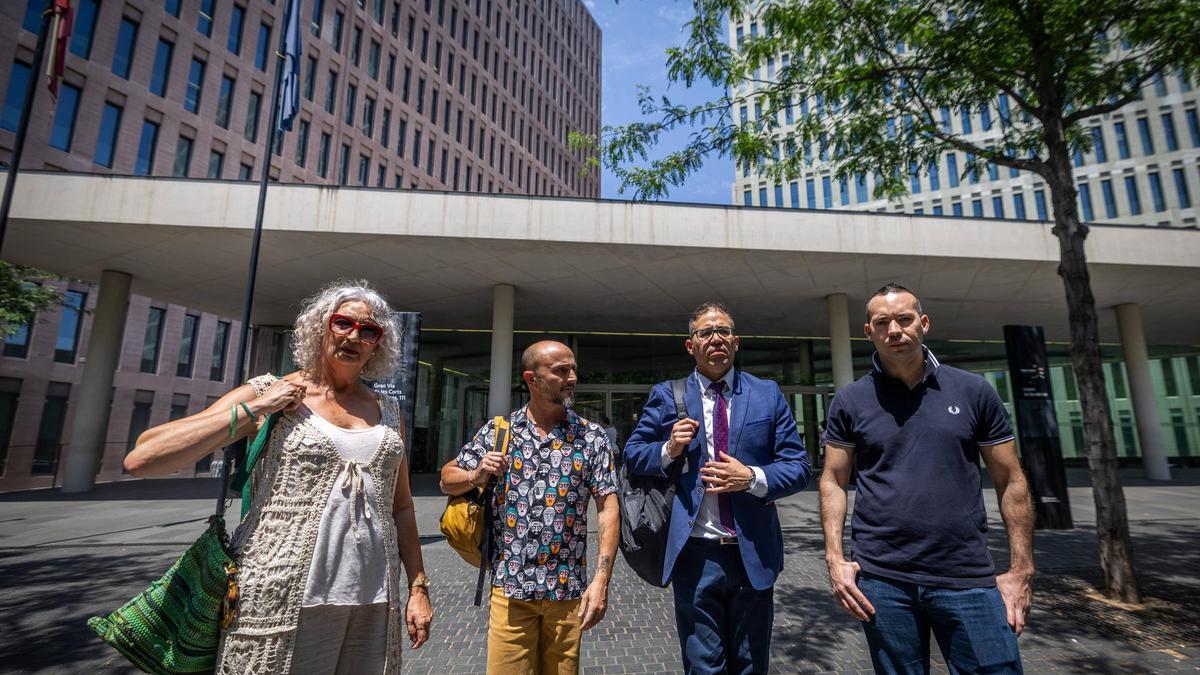 Caso Shirtum: Empresarios Declaran ante el Juzgado por Presunta Estafa de Más de Tres Millones de Euros