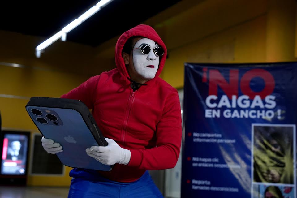 Campaña “No Caigas en Gancho” de INDOTEL: Concientización sobre Llamadas Fraudulentas