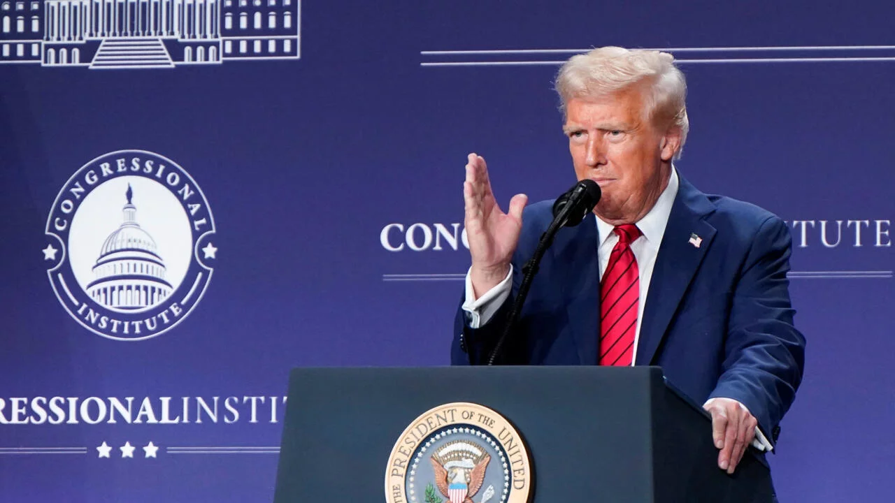 Trump Firma Ley de Recorte Fiscal y la Define como su “Mayor Victoria” en el Día de la Independencia