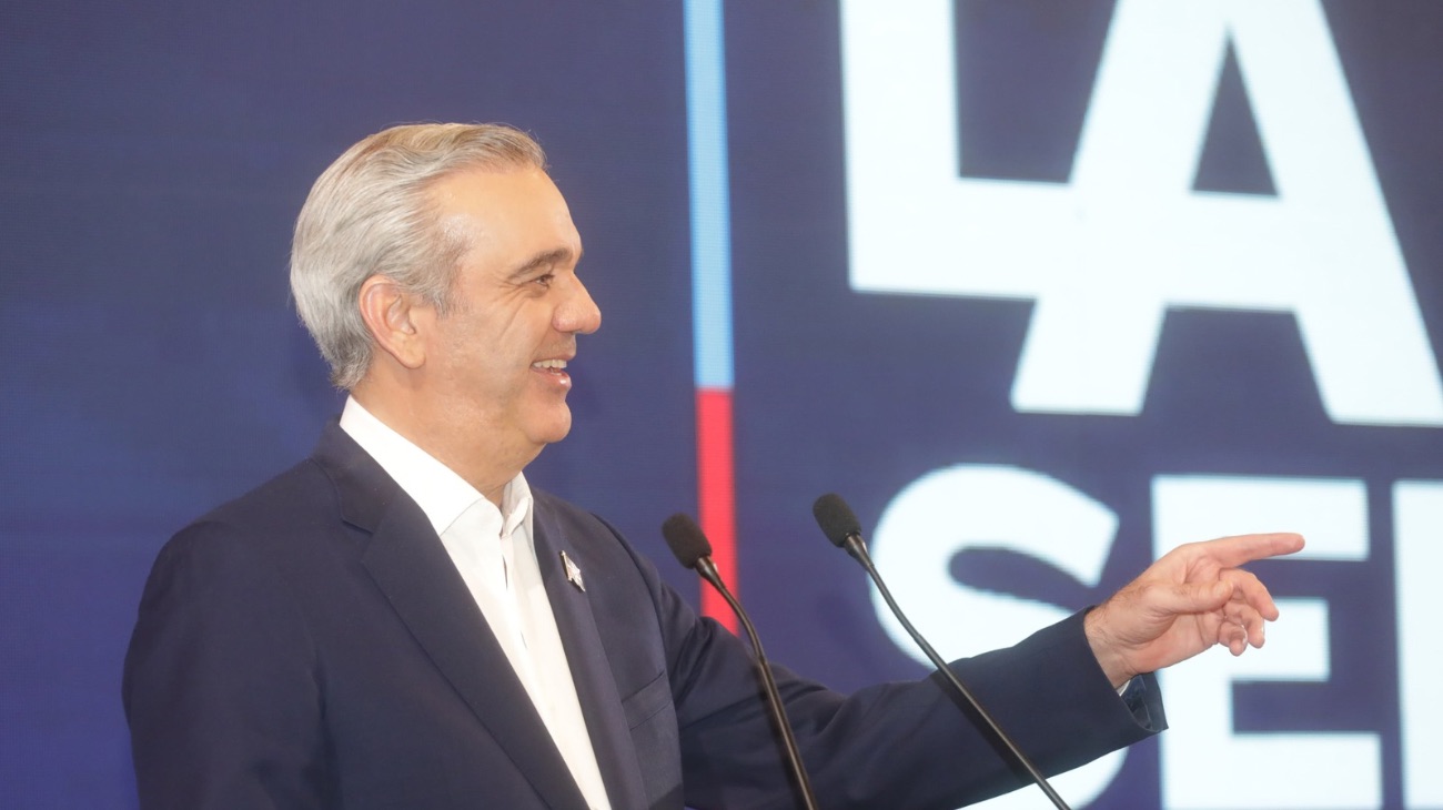 El Presidente Abinader Resalta el Impacto del Sector Tabacalero en la Economía Dominicana