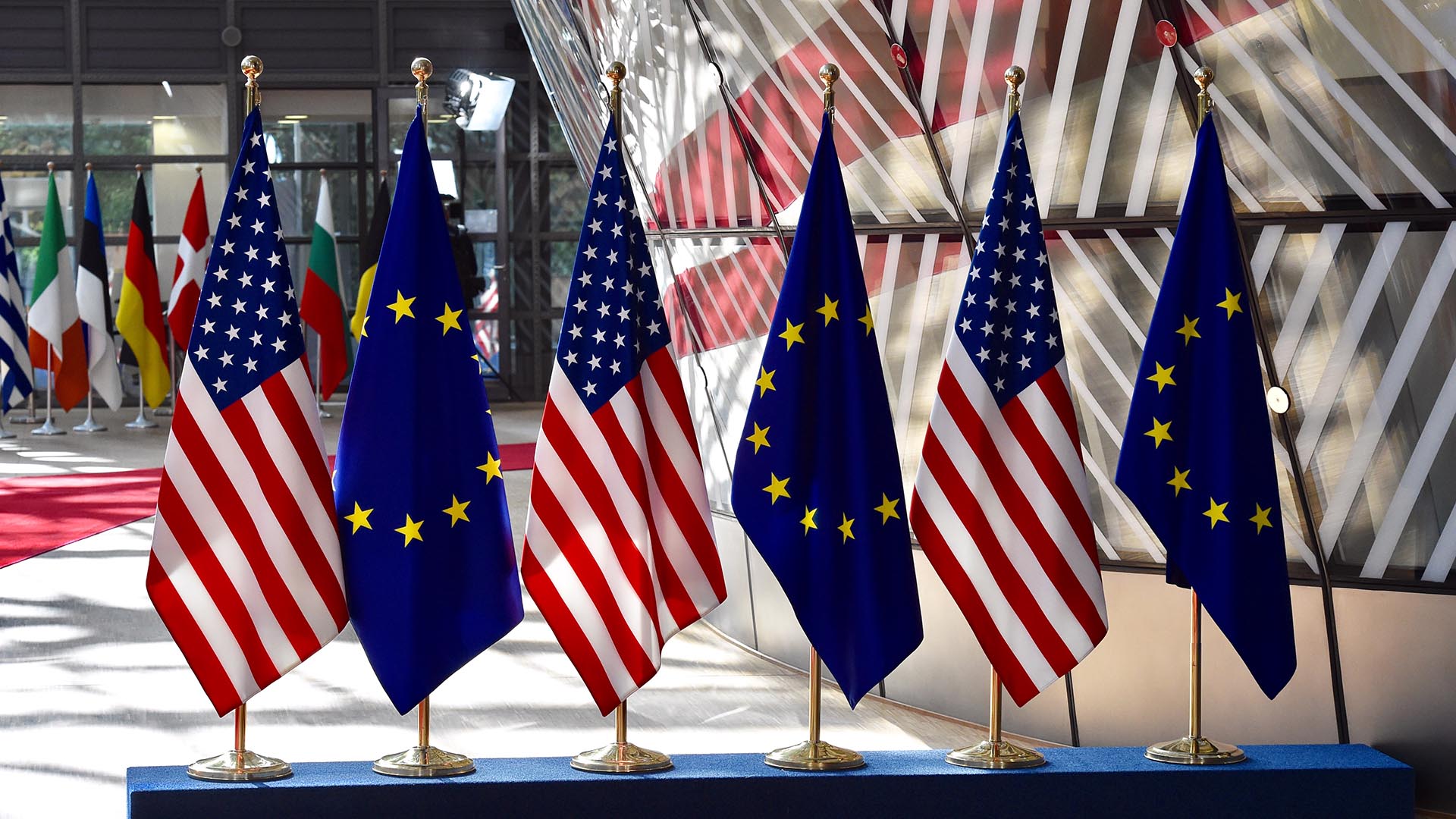 Acuerdo Comercial entre Estados Unidos y la Unión Europea: Implicaciones y Detalles del Nuevo Pacto