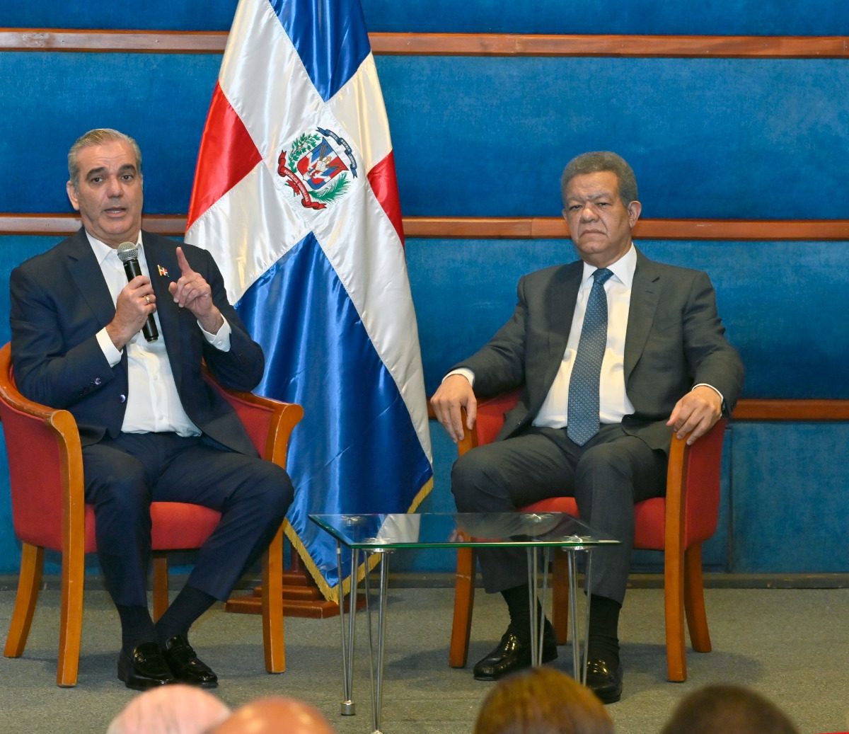 Luis Abinader afirma que bandas haitianas no están cerca de la frontera