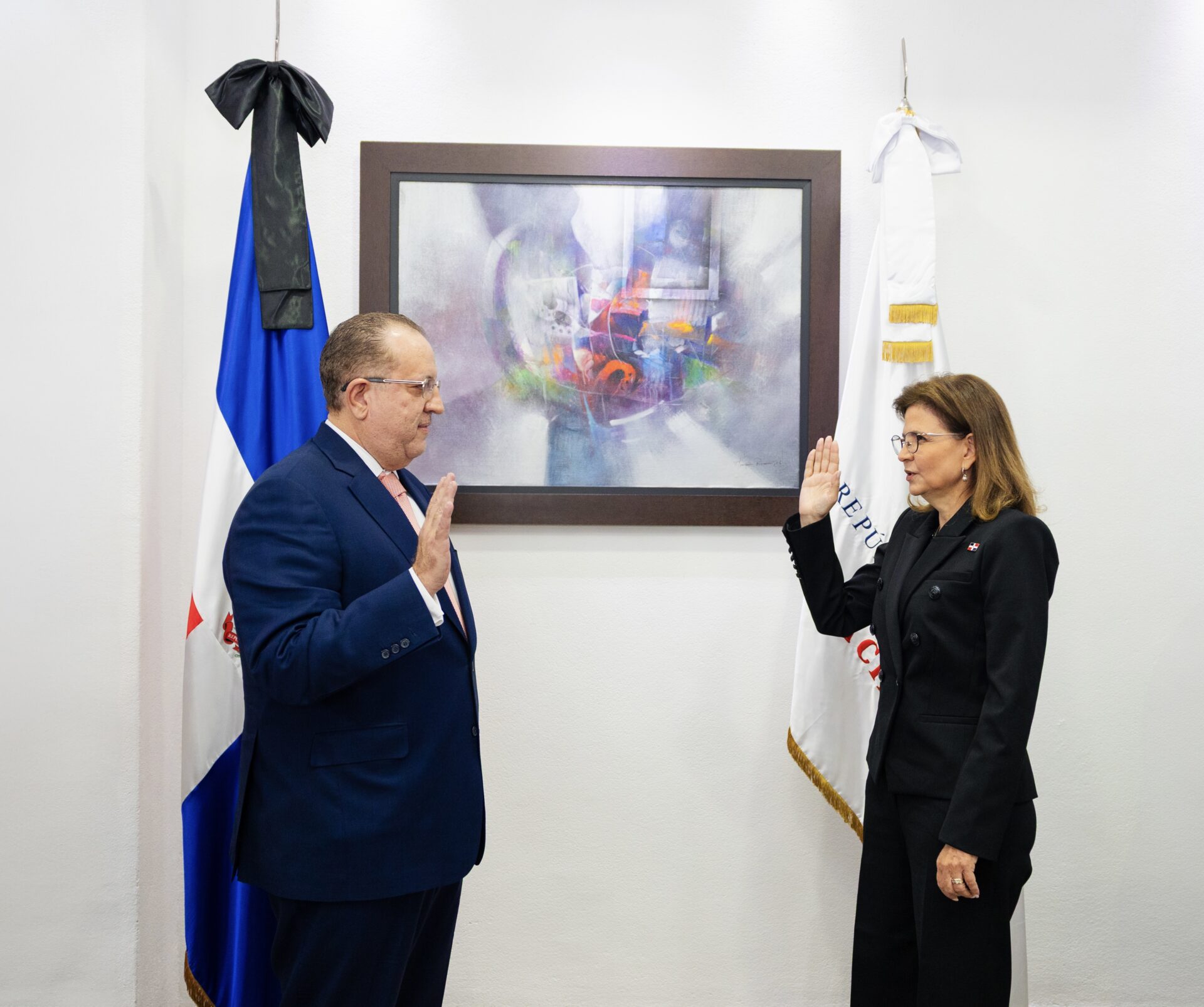 Juramentación de Magín Díaz como Ministro de Hacienda fortalece la estabilidad económica de República Dominicana