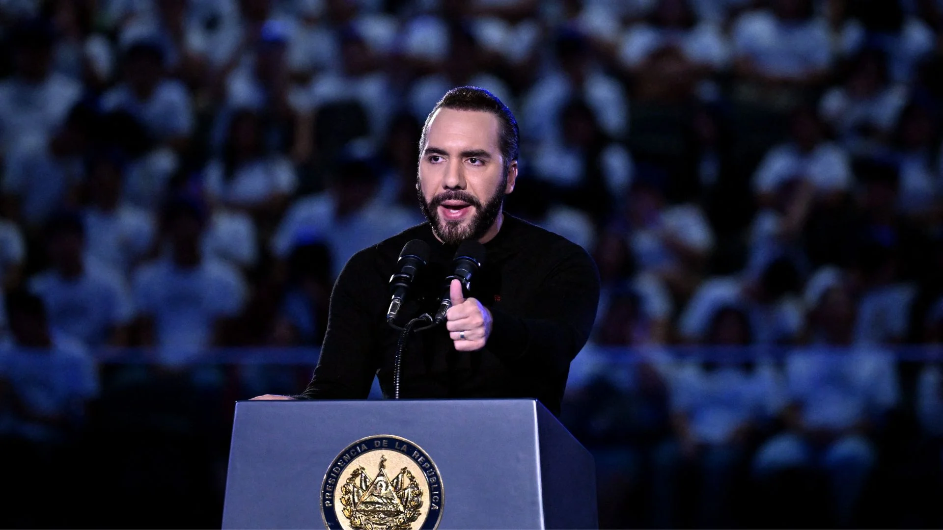 Aprobación de reforma para reelección presidencial indefinida en El Salvador
