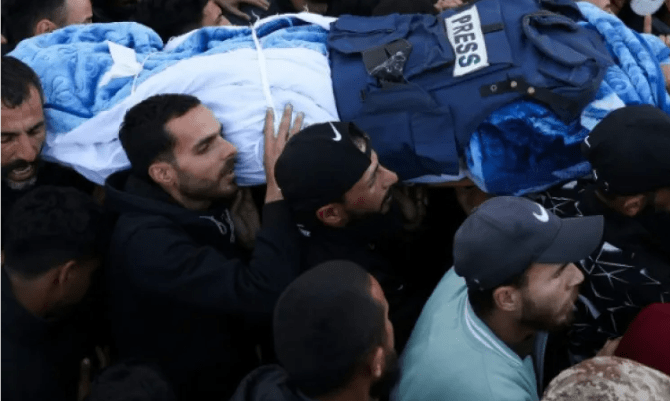 Muerte de cinco periodistas de Al Jazeera en un bombardeo en Gaza