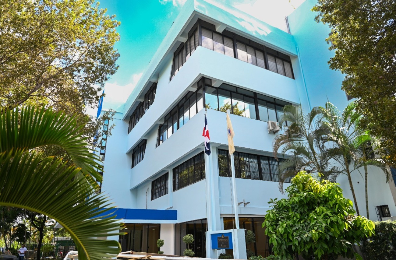 Superintendencia de Seguros suspende resolución sobre seguro obligatorio y abre consulta pública en República Dominicana