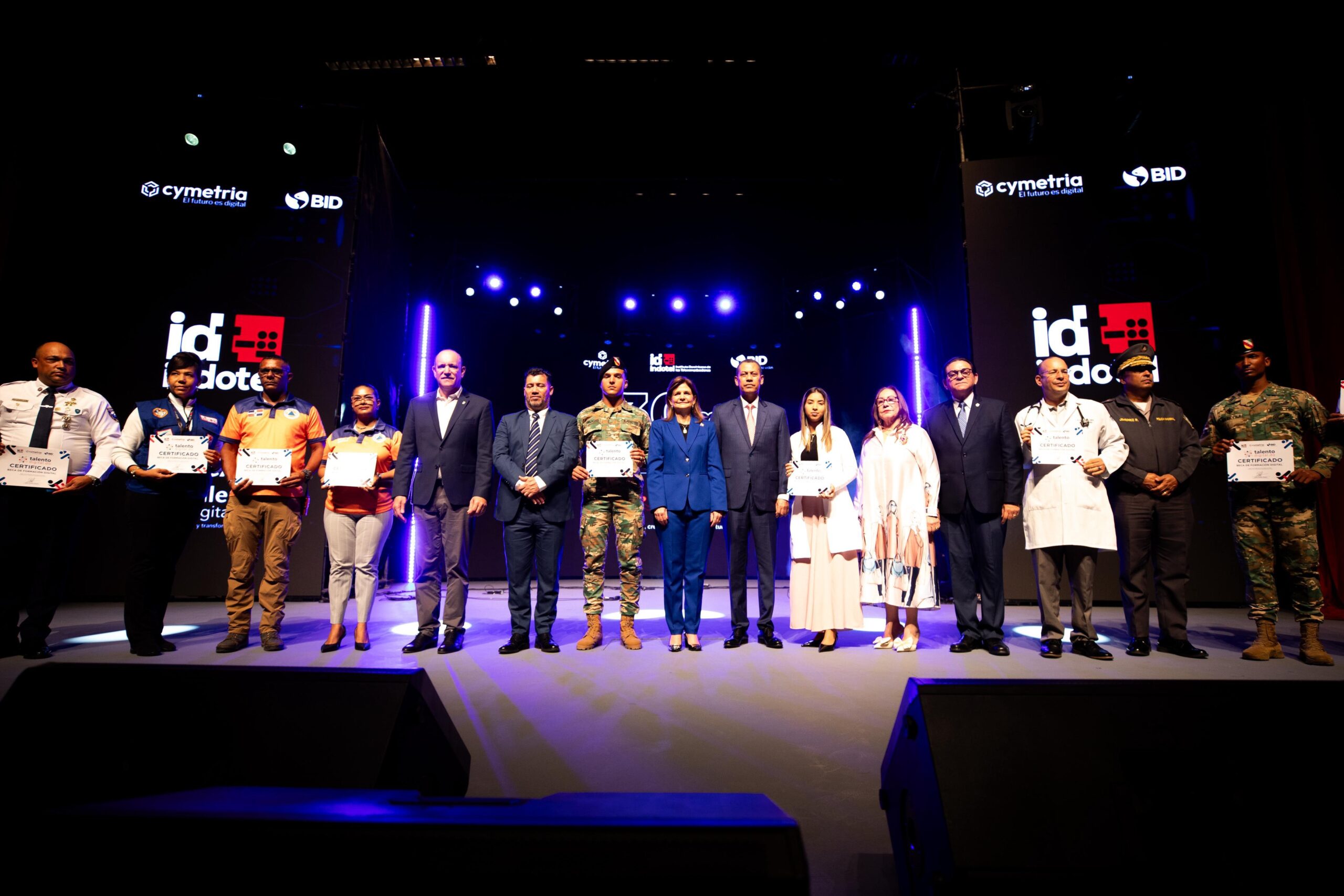 Indotel lanza programa “Talento Digital RD” con 30,000 becas para formación en tecnología