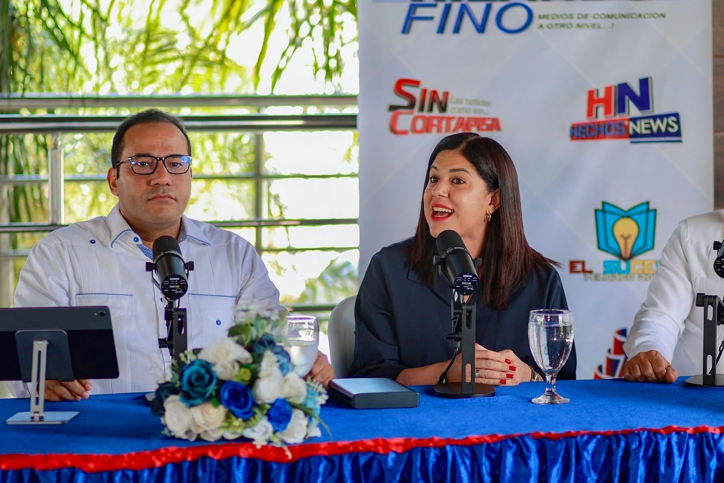 Programa especial del Grupo de medios Hilando Fino concluye con llamada en vivo del presidente Luis Abinader anunciando la carretera Tenares – El Bambú