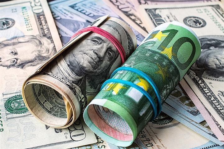Cotización del Dólar Llega a RD$64 en Diversos Bancos en la República Dominicana