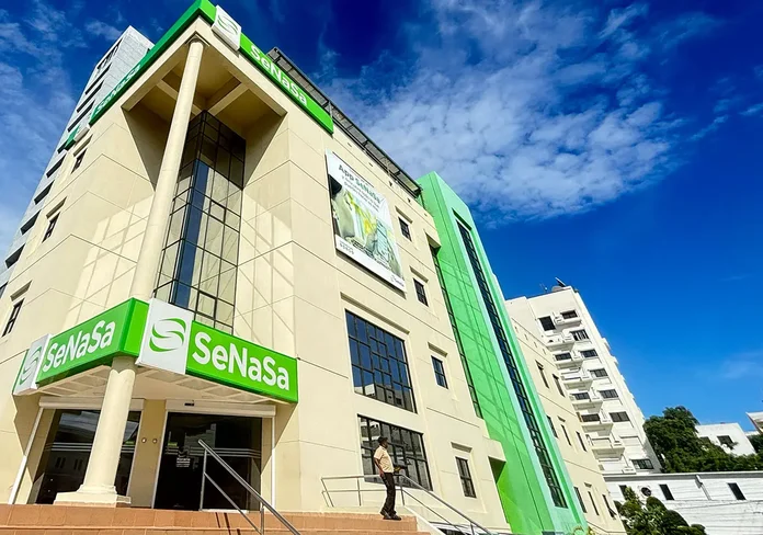 Satisfacción de ciudadanos con servicios médicos del Seguro Nacional de Salud