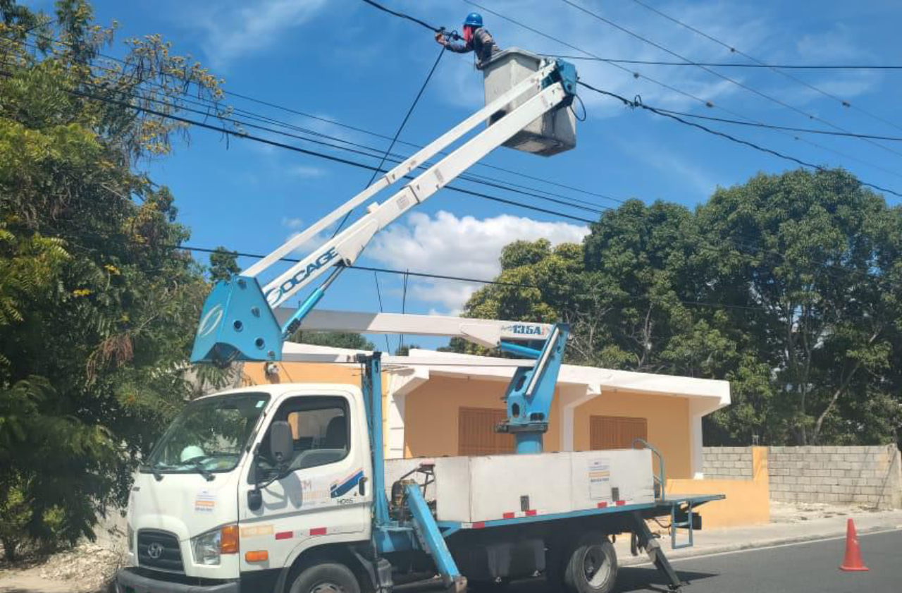 Edesur desmantela más de 6,590 fraudes eléctricos en diez provincias