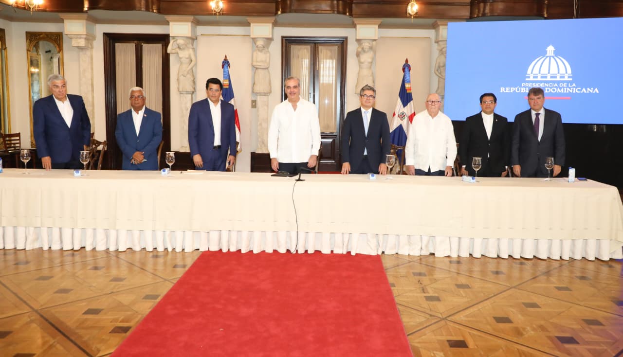 Gobierno adquiere terrenos del Hotel Santo Domingo para construir un Centro de Convenciones