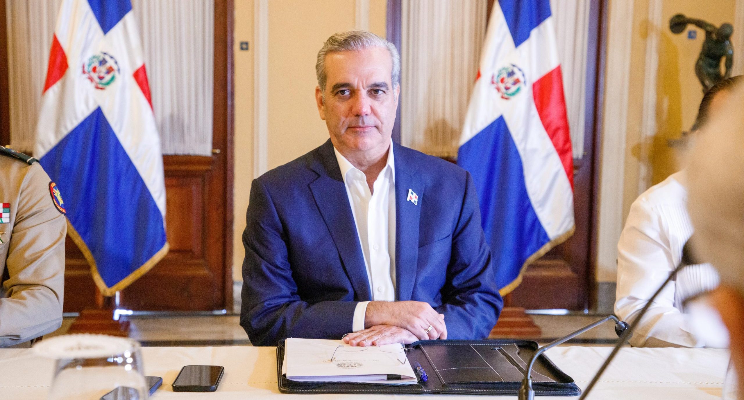 Presidente cancela actividades del domingo