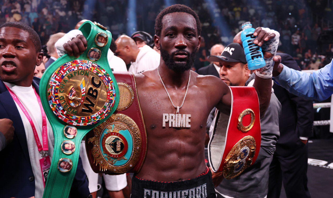 Terence Crawford vence a Canelo Álvarez y hace historia en el boxeo