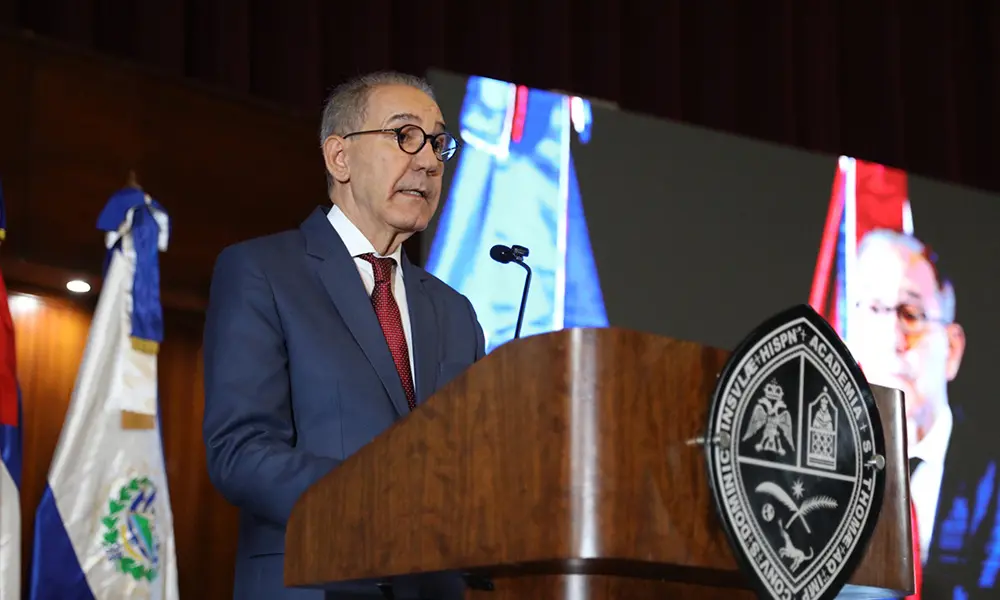 Ministro Franklin García Fermín aboga por educación inclusiva y ética