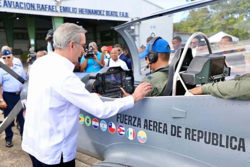Luis Abinader impulsa expansión aeroportuaria con inversión de RD$ 2,800 millones