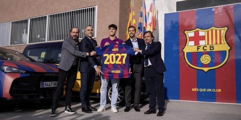 Barcelona establece alianza con Uber hasta 2027
