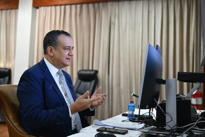 Román Jáquez Liranzo destaca en conversatorio internacional sobre procesos electorales