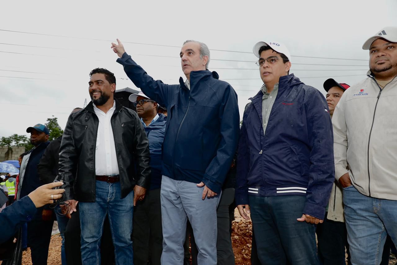 Presidente Abinader anuncia finalización de obras en la cañada El Kilombo