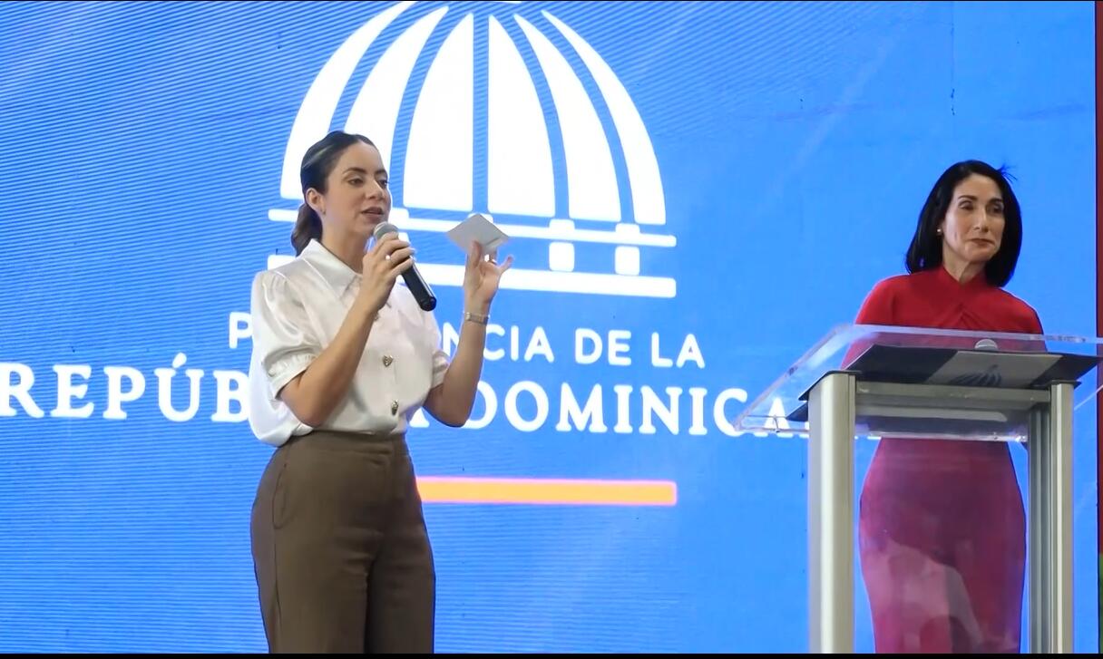 Raquel Arbaje y Gloria Reyes anuncian detalles del Bono Navideño 2025