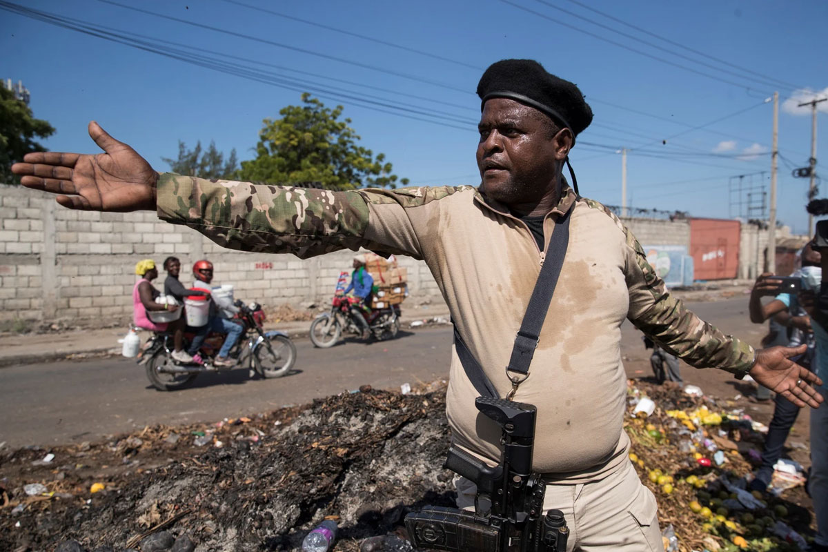 Jimmy Cherisier llama a resguardarse ante enfrentamientos en Haití