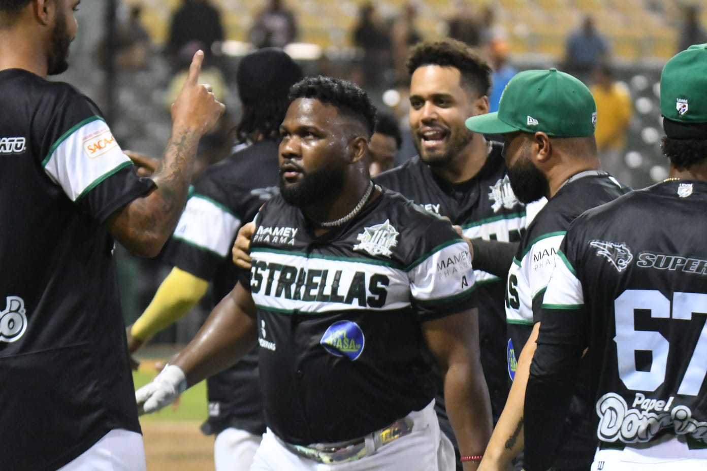Estrellas Orientales vencen 4-3 a Gigantes en 12 entradas y logran cuarta victoria consecutiva