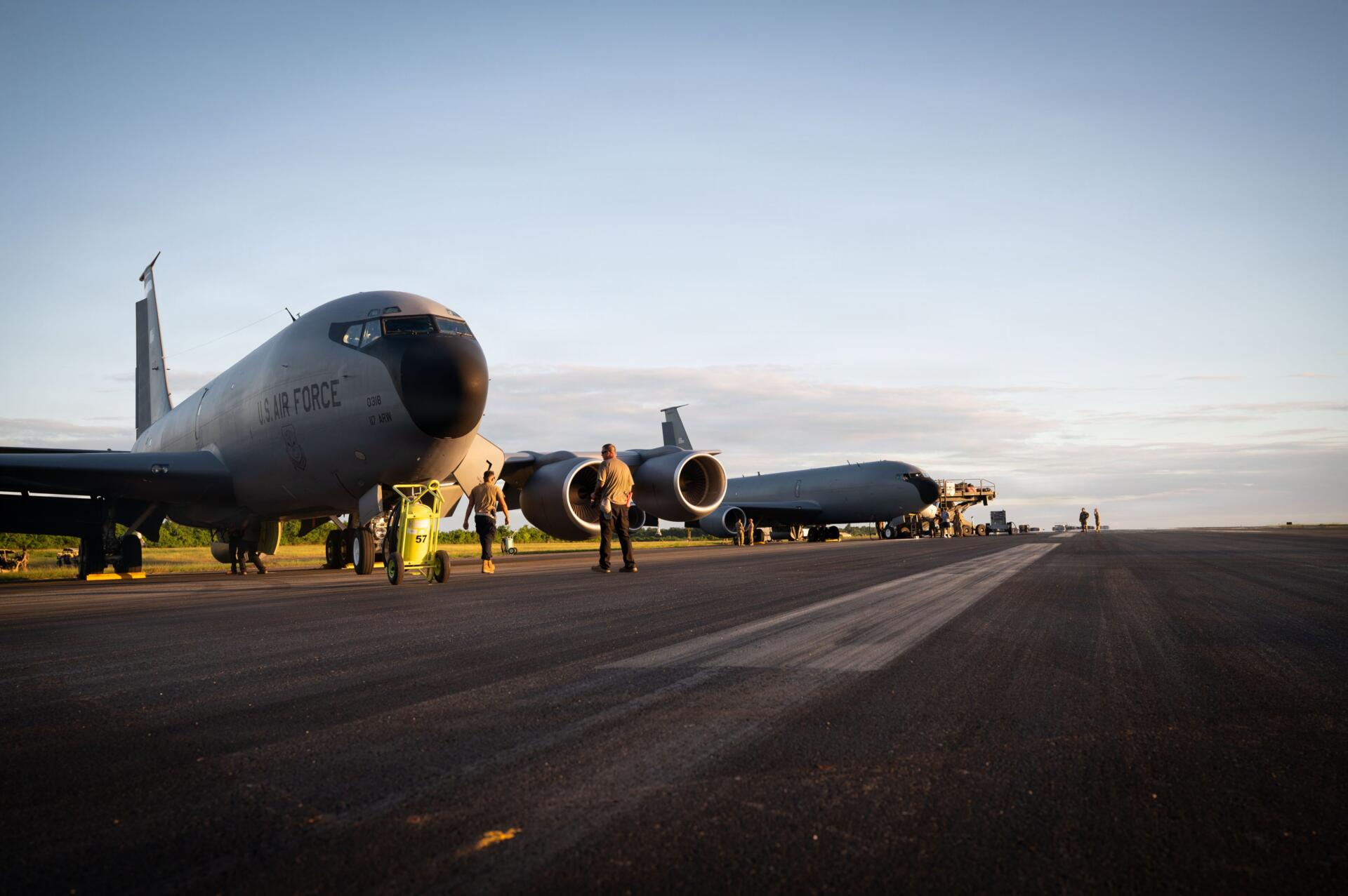Habilitan base aérea provisional en el Aeropuerto Internacional de Las Américas