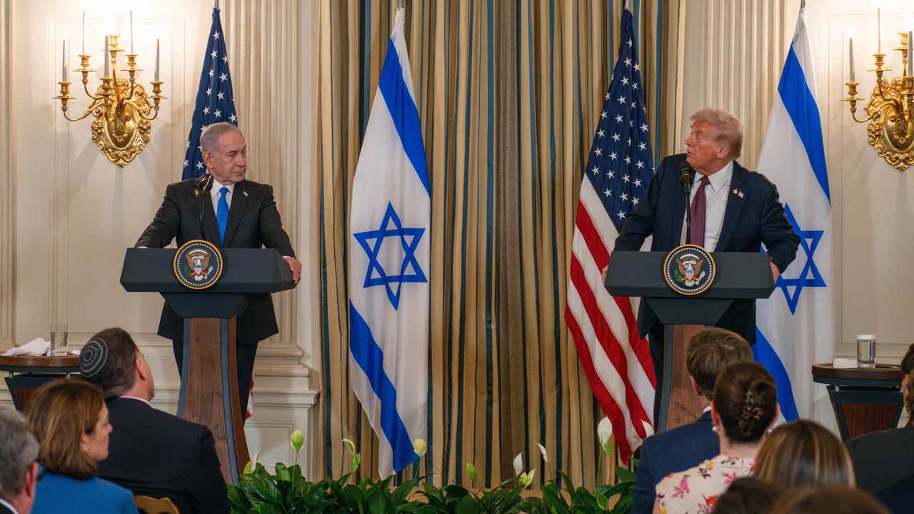 Netanyahu y Trump se reúnen en Florida para avanzar en acuerdo de paz