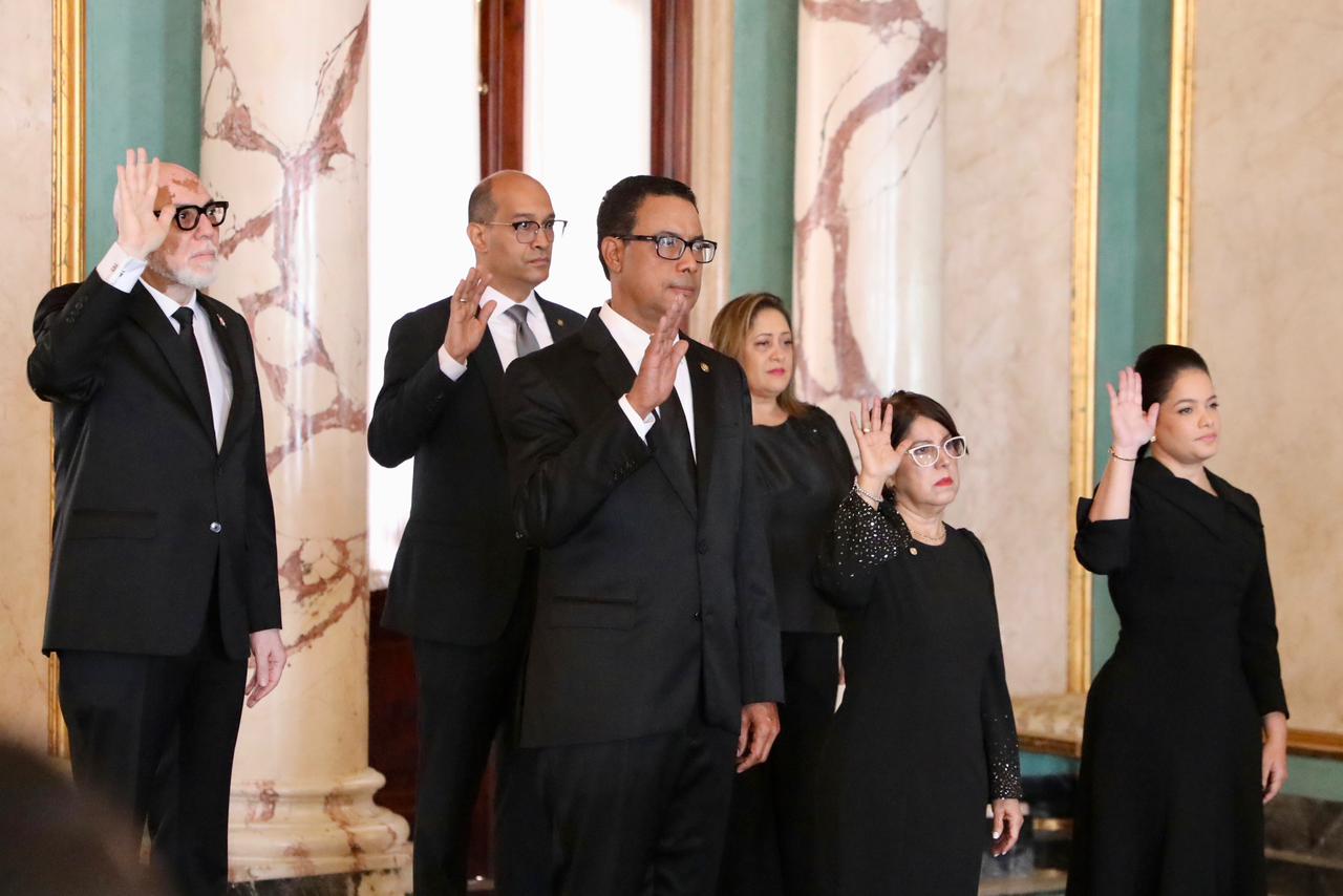 Luis Abinader juramenta nuevos magistrados en la Suprema Corte de Justicia