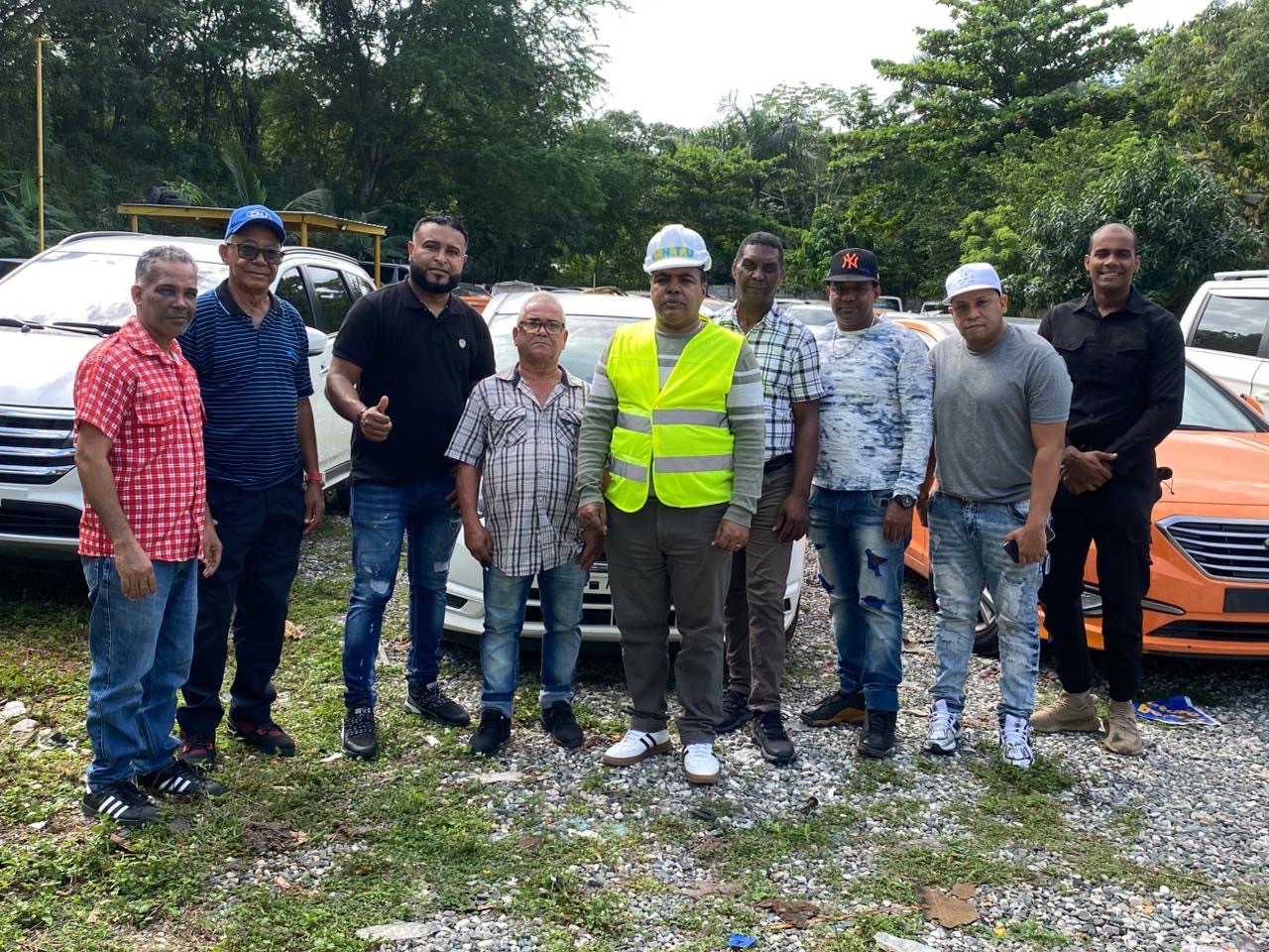 CNTU distribuye cinco vehículos nuevos en el Plan Cero Chatarra