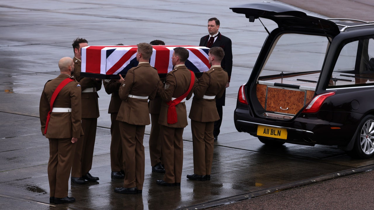 Repatriado el cuerpo del cabo primero británico George Hooley, muerto en Ucrania