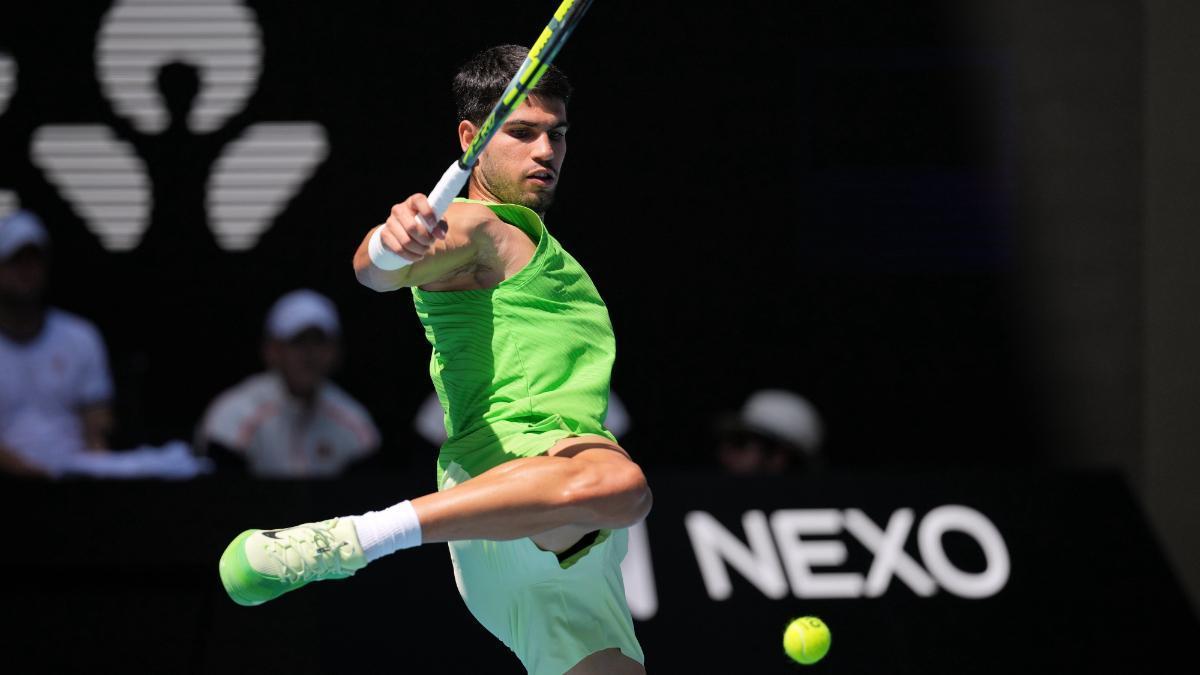 Carlos Alcaraz avanza a semifinales del Open de Australia tras vencer a Alex De Miñaur