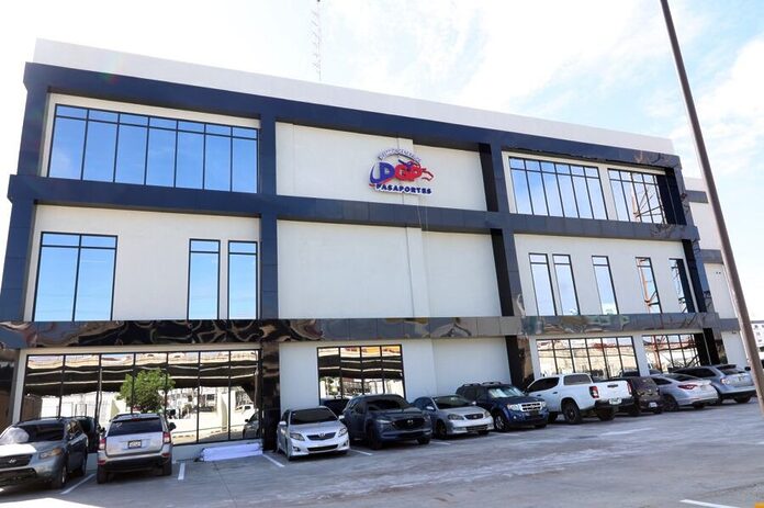 Lanzamiento del Pasaporte Electrónico en la República Dominicana el 14 de noviembre