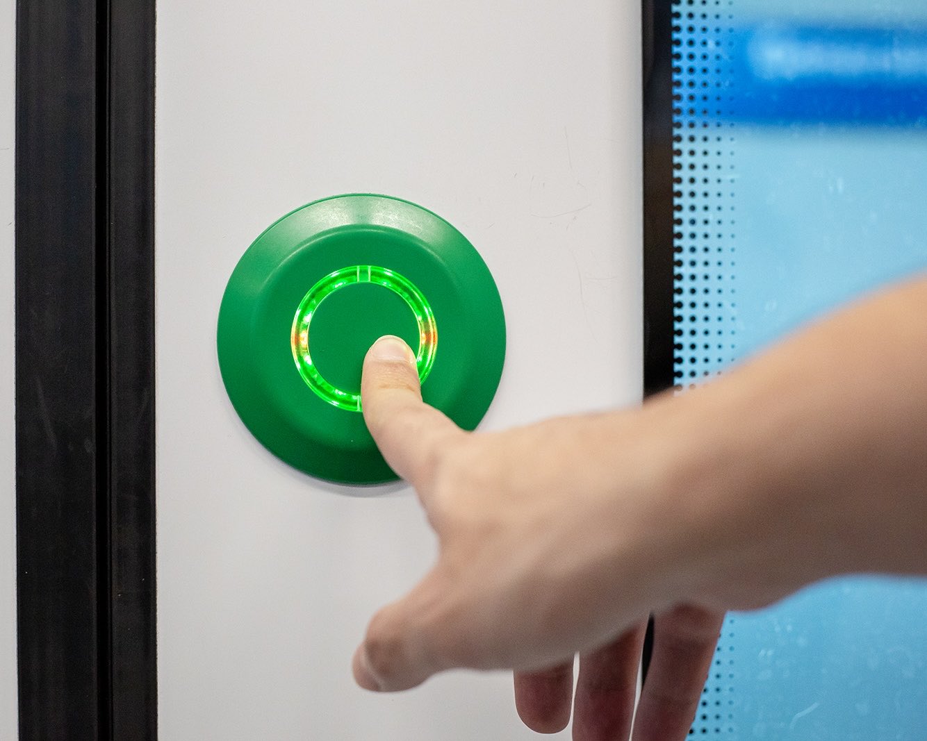 OPRET restablece uso del botón para abrir puertas en el Metro de Santo Domingo