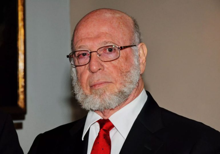 Pedro Vergés es reconocido con el Premio Nacional de Literatura 2026