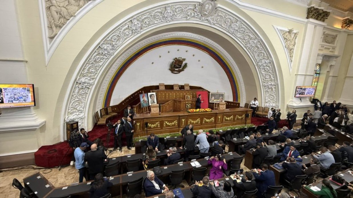Asamblea Nacional de Venezuela instala a Jorge Rodríguez como presidente
