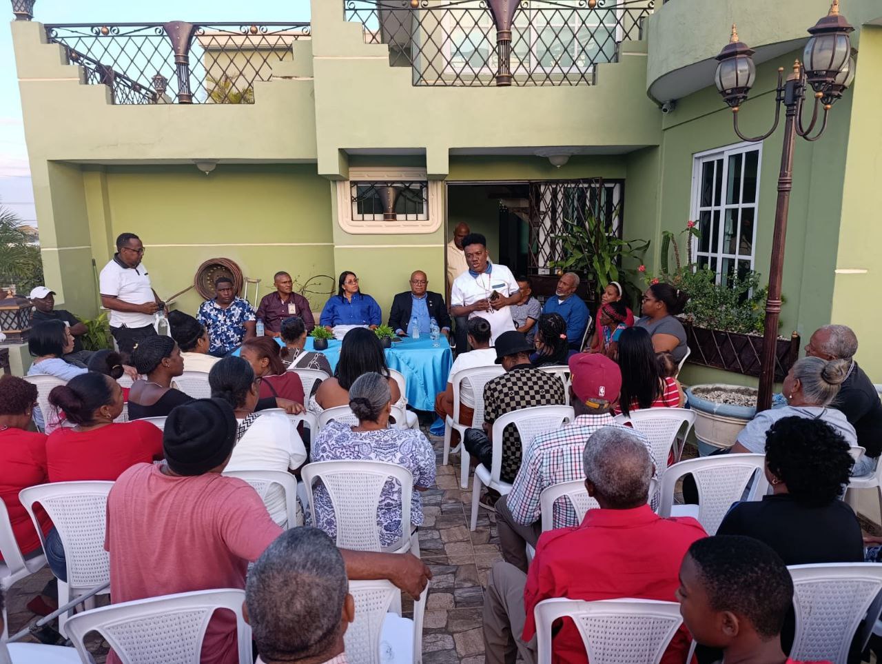 Más de 100 líderes religiosos y comunitarios se reunieron en el Encuentro Provincial de Líderes “Los 100”