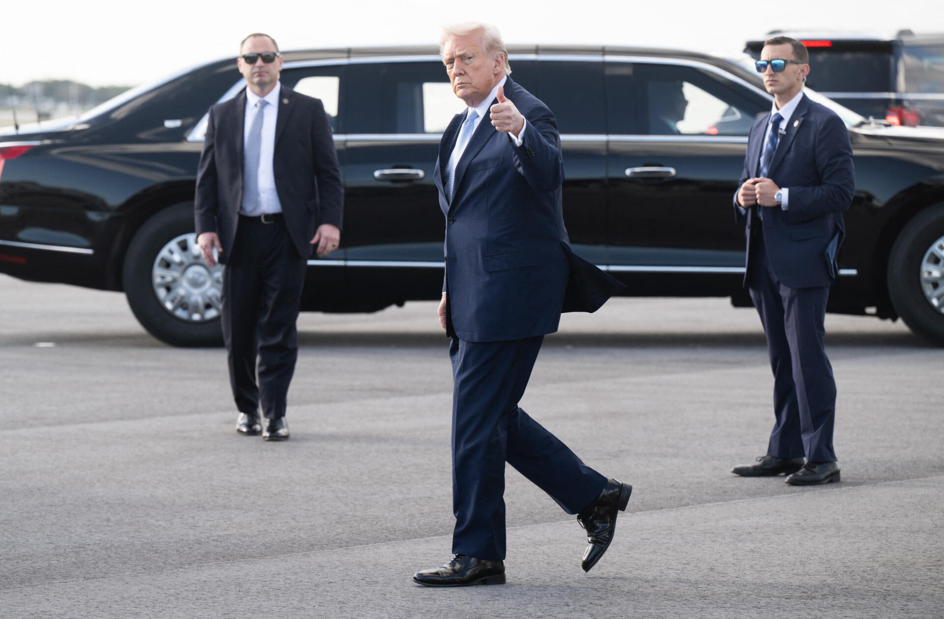 Trump advierte que aniquilará plantas de energía de Irán si no abre Ormuz