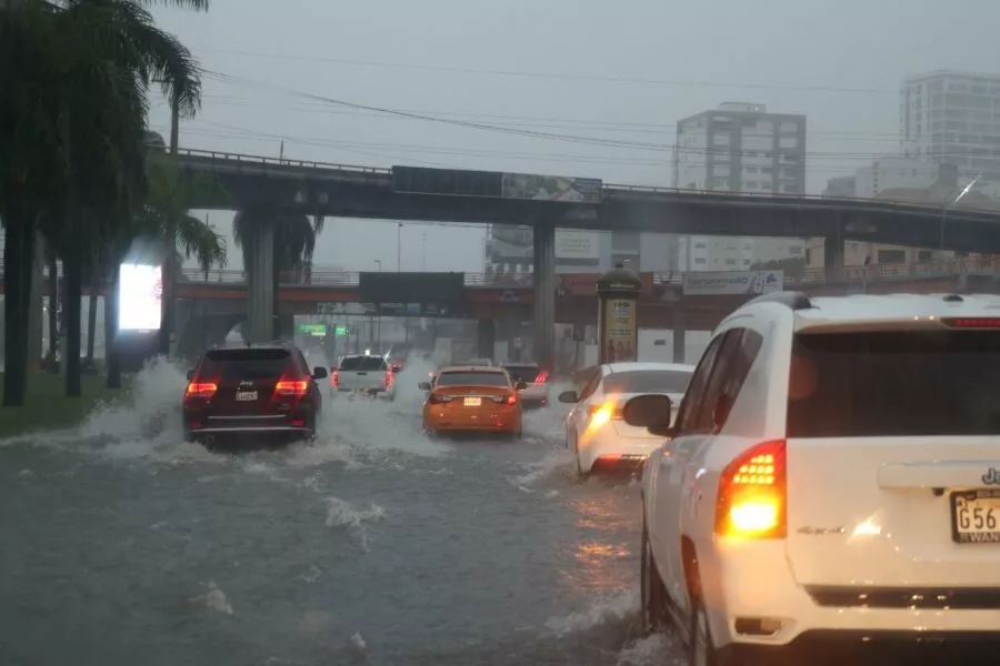 COE eleva a 11 provincias y el Distrito Nacional a alerta verde