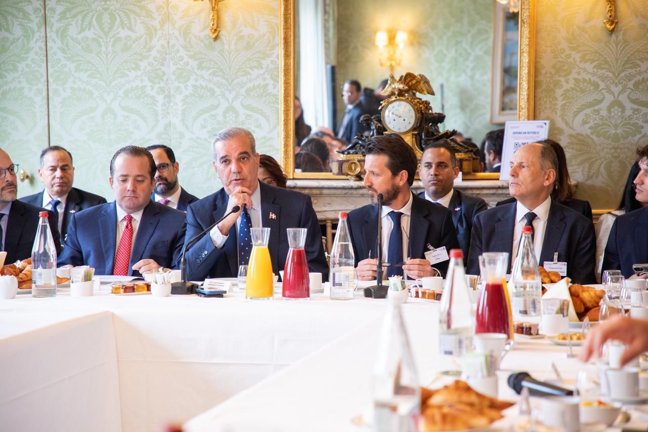 República Dominicana atrae interés de inversionistas franceses