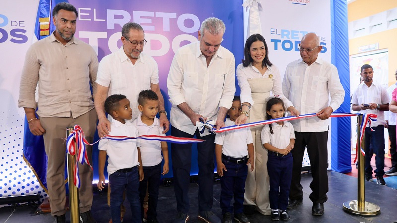 Luis Abinader inaugura centro educativo en honor a Nelsy Cruz