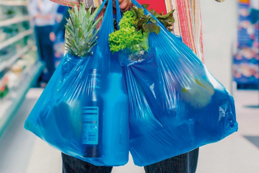 Comercios en RD cobrarán fundas plásticas de un solo uso
