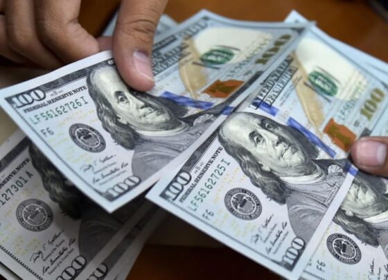 dólar baja